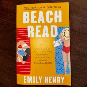 Beach Read by Emily Henry